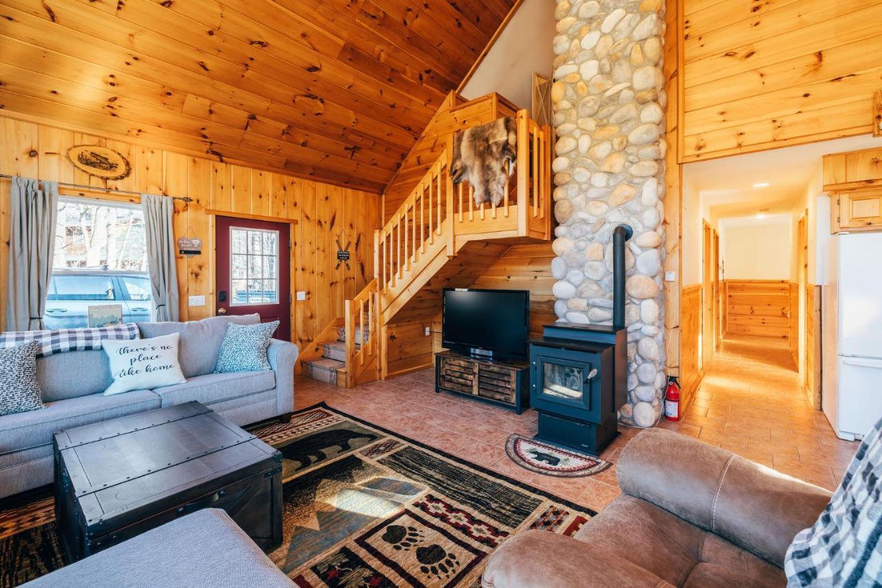 Ski Chalet W-Hot Tub, Only 3 Min To Sunday River Ski Lifts! Bethel Bagian luar foto