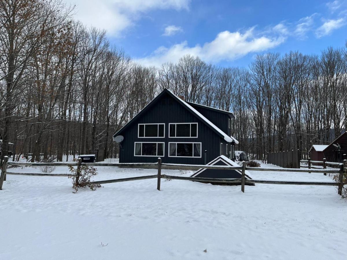 Ski Chalet W-Hot Tub, Only 3 Min To Sunday River Ski Lifts! Bethel Bagian luar foto