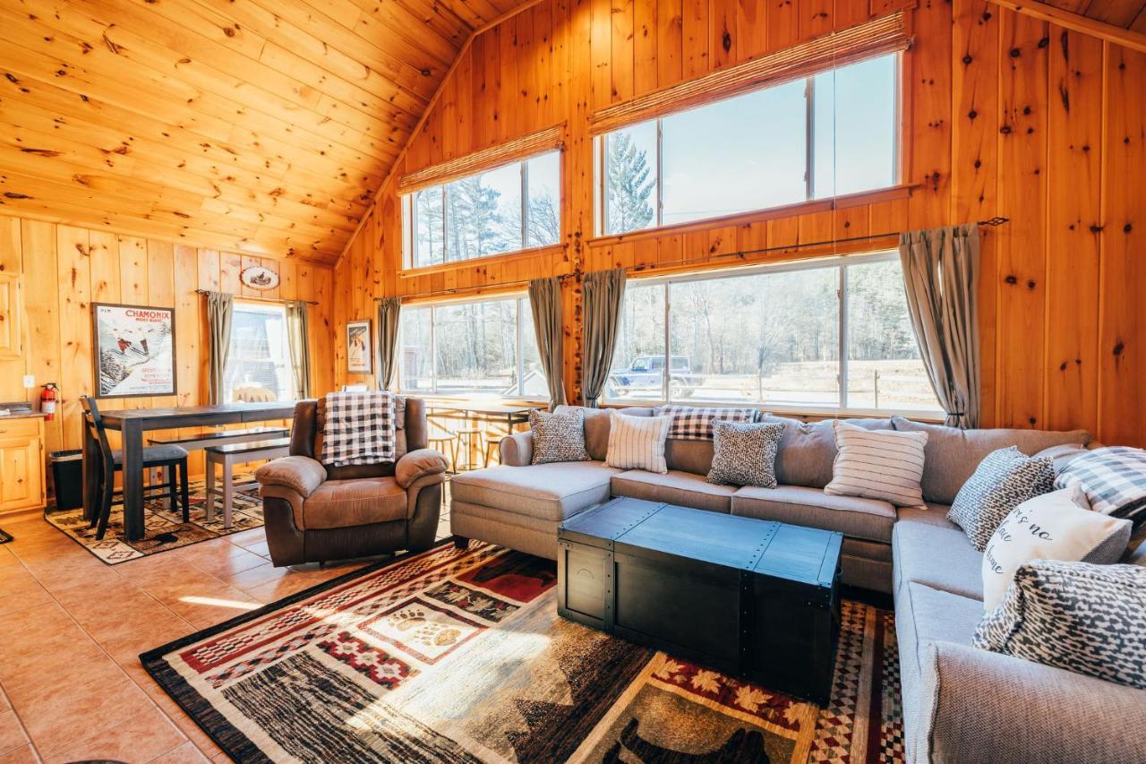 Ski Chalet W-Hot Tub, Only 3 Min To Sunday River Ski Lifts! Bethel Bagian luar foto