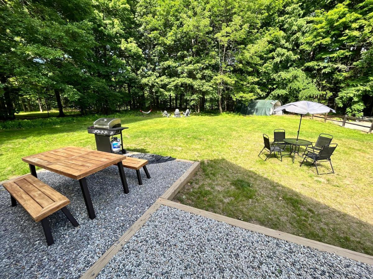 Ski Chalet W-Hot Tub, Only 3 Min To Sunday River Ski Lifts! Bethel Bagian luar foto